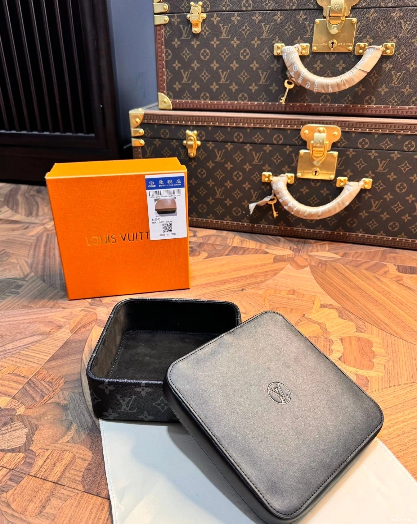 JEWELRY LV BOX BLACK CUSTOM SQUARE 0802